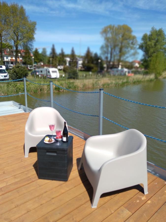 Houseboat Arka 1 - Domki Na Wodzie, Rower Wodny, Wifi, Parking Mielno  Ngoại thất bức ảnh